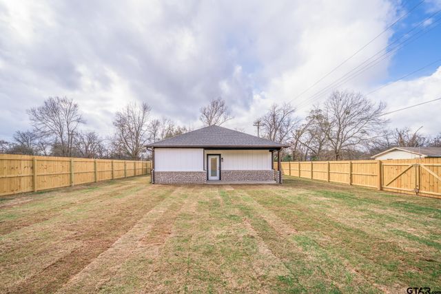 840 Devereaux st, Jacksonville, TX 75766