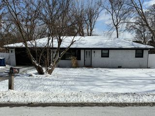 9205 S 84th Court, Hickory Hills, IL 60457