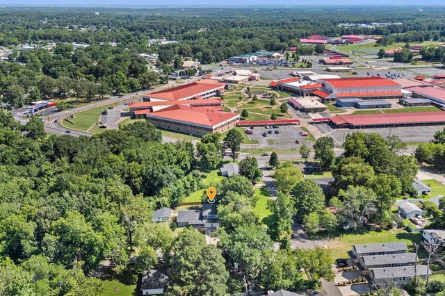 108 N Linden, Cabot, AR 72023