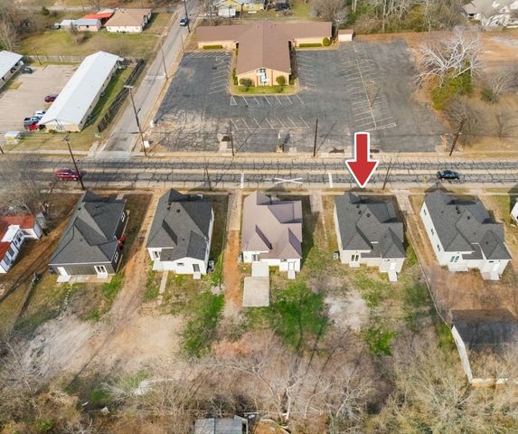 1247 Bonham Street, Paris, TX 75460