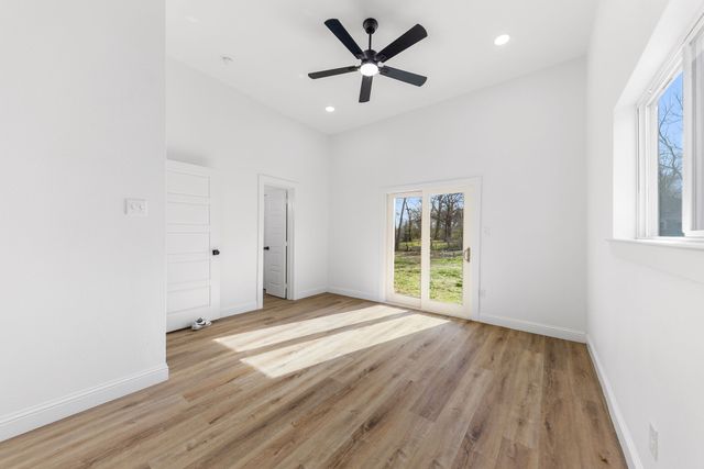 1247 Bonham Street, Paris, TX 75460