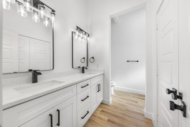 1247 Bonham Street, Paris, TX 75460