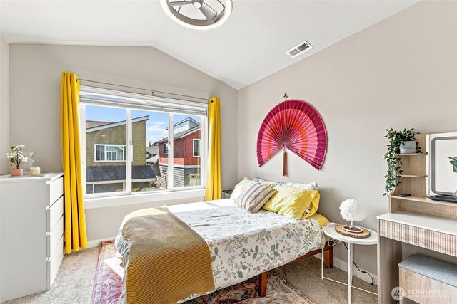 831 SW 96th Place, Seattle, WA 98106