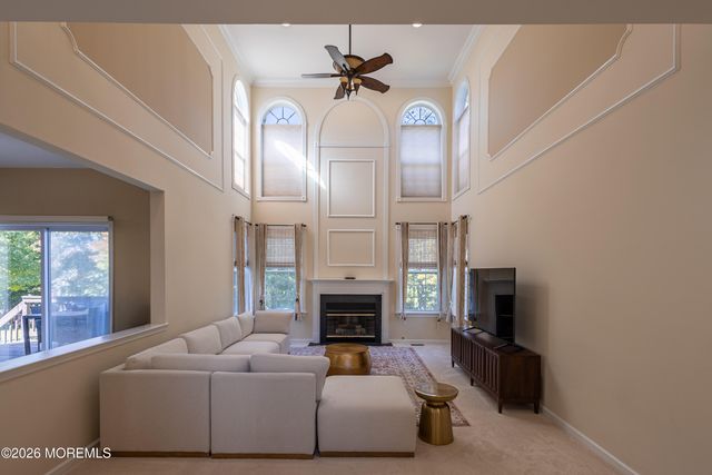 28 Tall Oaks Drive, Monroe, NJ 08831