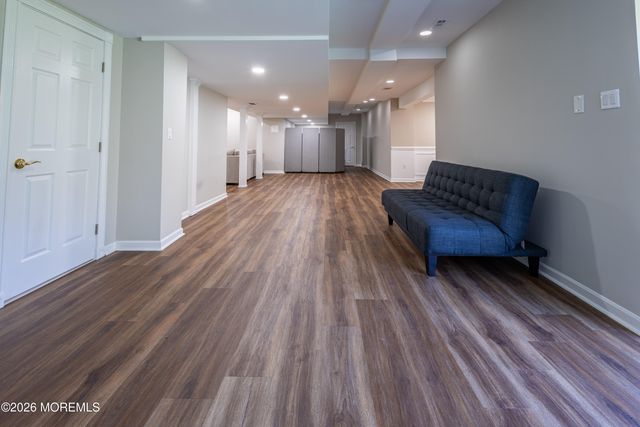 28 Tall Oaks Drive, Monroe, NJ 08831