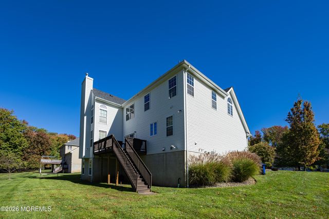 28 Tall Oaks Drive, Monroe, NJ 08831