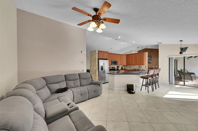 5149 NW 47th Avenue, Coconut Creek, FL 33073