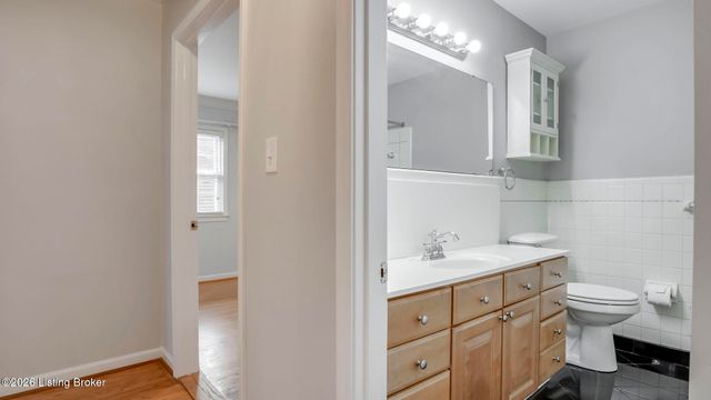 4067 Gilman Ave, Louisville, KY 40207