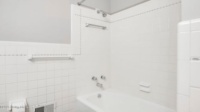 4067 Gilman Ave, Louisville, KY 40207