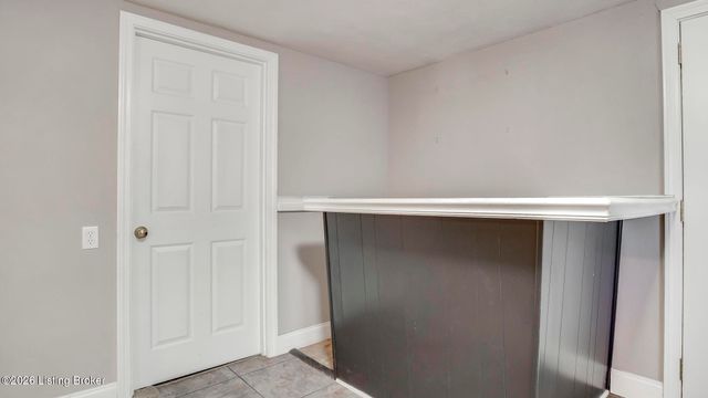 4067 Gilman Ave, Louisville, KY 40207