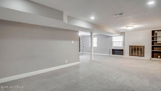 4067 Gilman Ave, Louisville, KY 40207