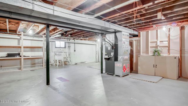 4067 Gilman Ave, Louisville, KY 40207