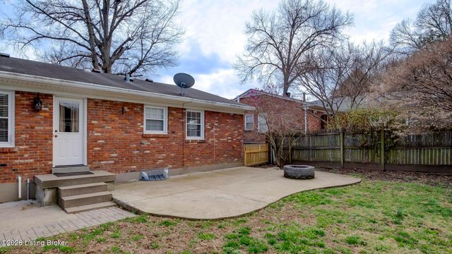 4067 Gilman Ave, Louisville, KY 40207