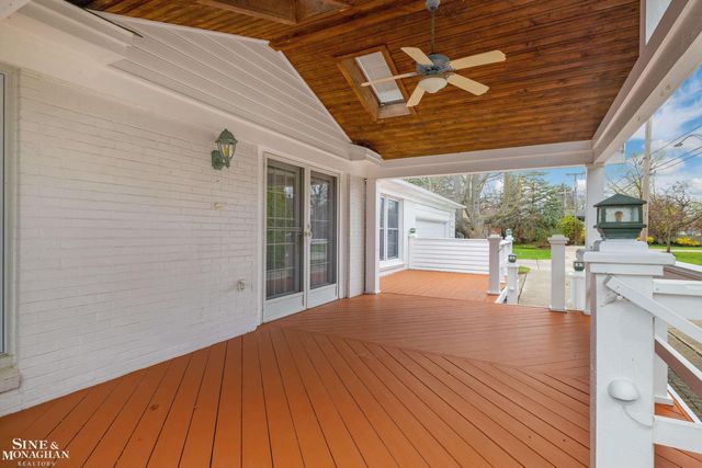 72 S Duval Road, Grosse Pointe Shores, MI 48236