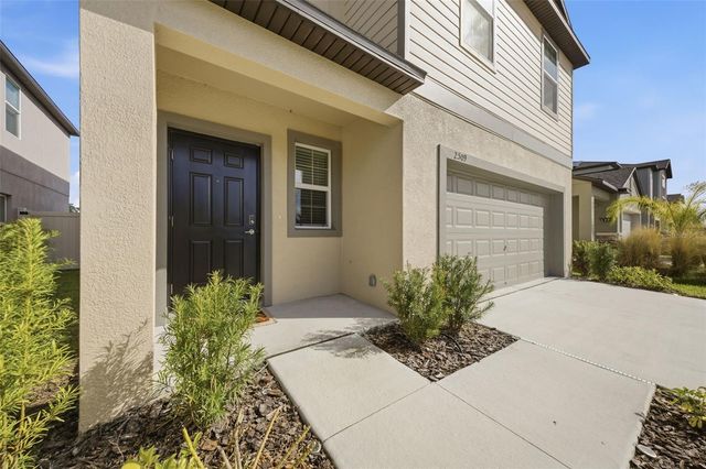 2509 VICTORIOUS FALLS AVENUE, Plant City, FL 33565