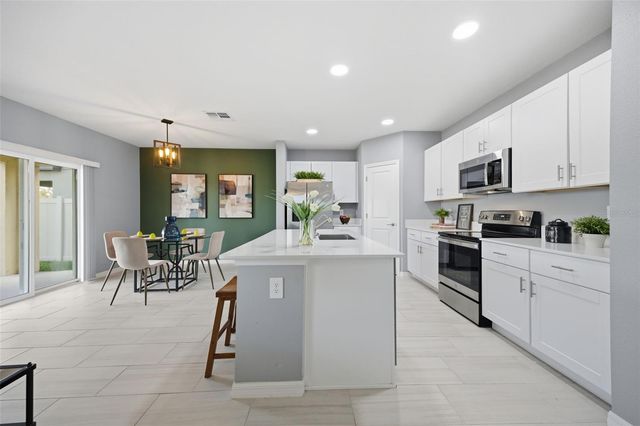 2509 VICTORIOUS FALLS AVENUE, Plant City, FL 33565