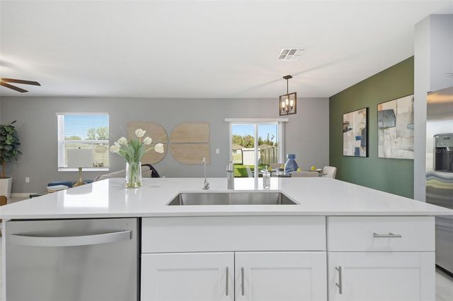 2509 VICTORIOUS FALLS AVENUE, Plant City, FL 33565