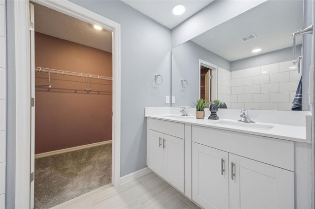 2509 VICTORIOUS FALLS AVENUE, Plant City, FL 33565