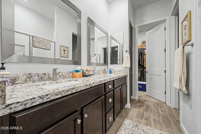 17232 W ECHO Lane, Waddell, AZ 85355