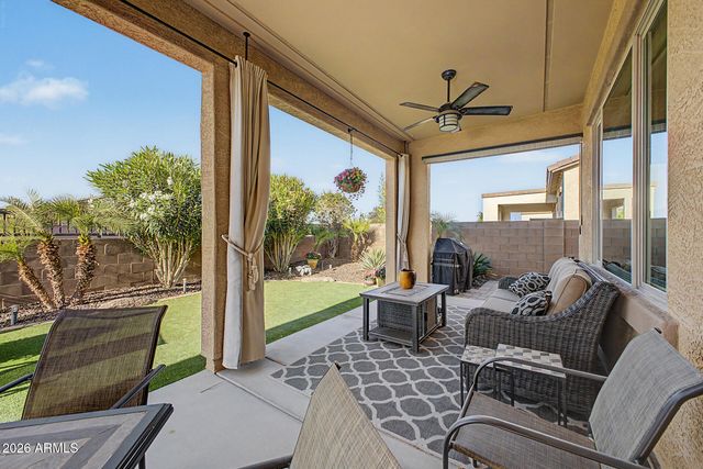 17232 W ECHO Lane, Waddell, AZ 85355