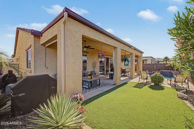 17232 W ECHO Lane, Waddell, AZ 85355