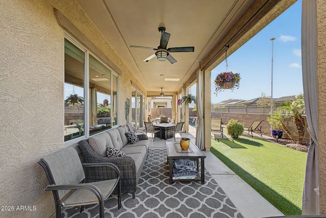 17232 W ECHO Lane, Waddell, AZ 85355