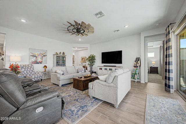 17232 W ECHO Lane, Waddell, AZ 85355