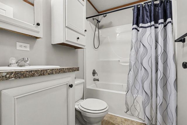 4111 Nancy Lane, Kalamazoo, MI 49006