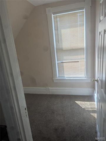 4737 Beacon Avenue, St Louis, MO 63120