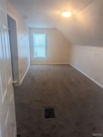 4737 Beacon Avenue, St Louis, MO 63120