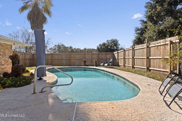 515 Mockingbird Drive, Long Beach, MS 39560