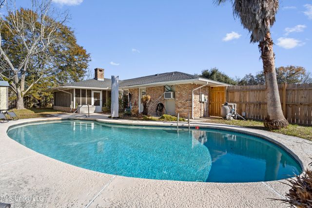 515 Mockingbird Drive, Long Beach, MS 39560