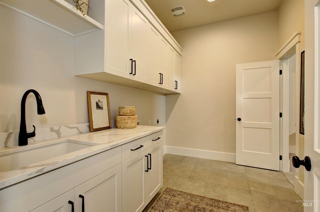 7130 S Cadence Ave, Meridian, ID 83642