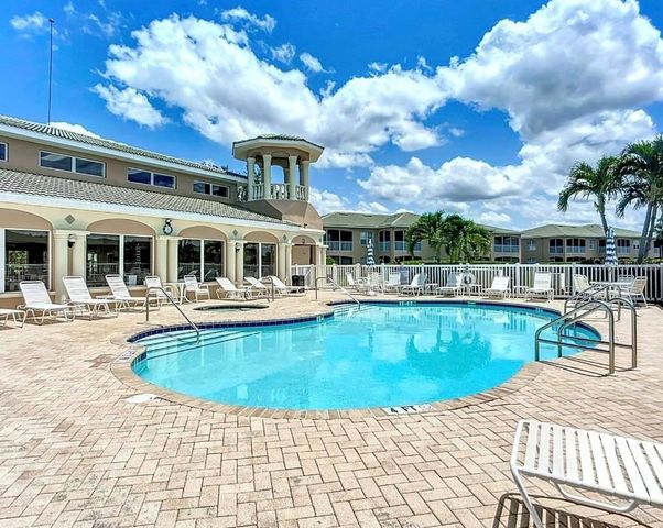 6604 7TH AVENUE CIRCLE W 6604, Bradenton, FL 34209