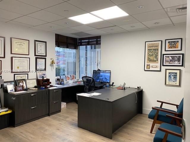 1000 Brickell Avenue 7F, Miami, FL 33131