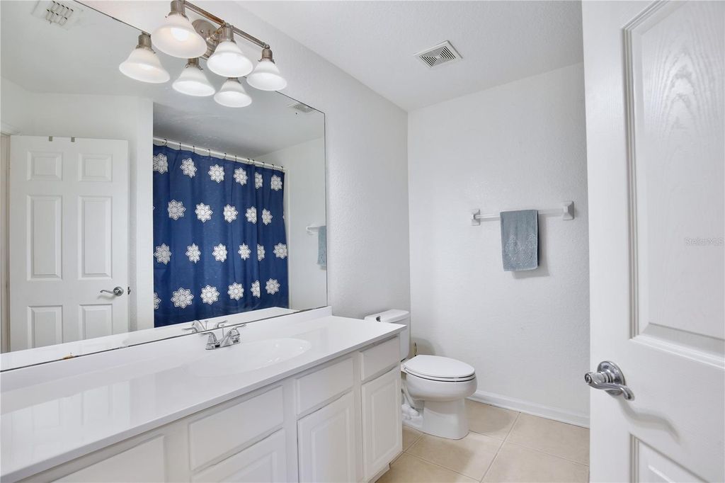 Image 19 of property listing at 15132 WINDMILL HARBOR COURT, Orlando, FL 32828