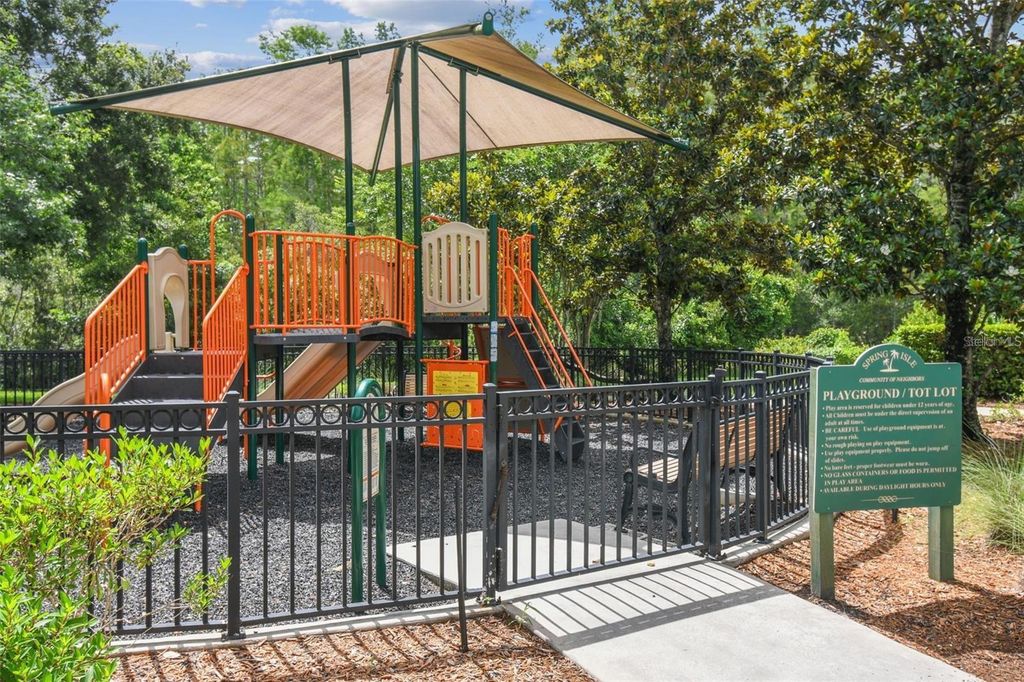 Image 26 of property listing at 15132 WINDMILL HARBOR COURT, Orlando, FL 32828