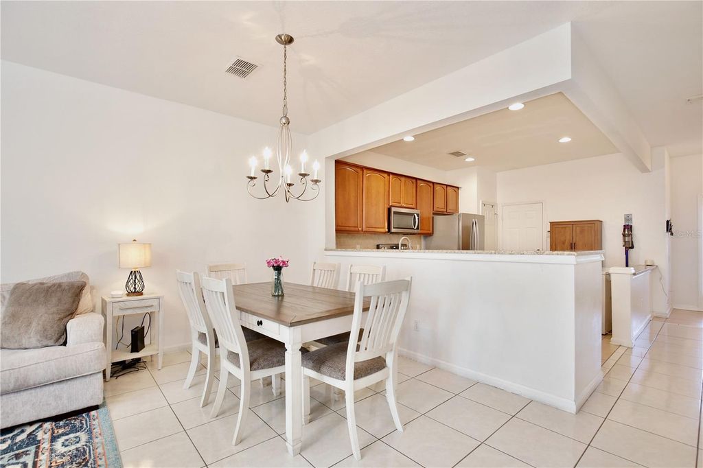 Image 6 of property listing at 15132 WINDMILL HARBOR COURT, Orlando, FL 32828