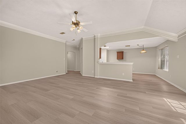 9202 Desirable Drive, La Porte, TX 77571