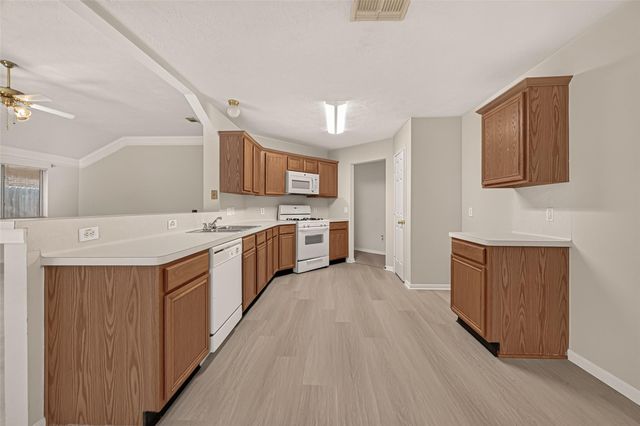 9202 Desirable Drive, La Porte, TX 77571