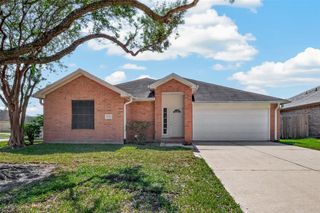9202 Desirable Drive, La Porte, TX 77571