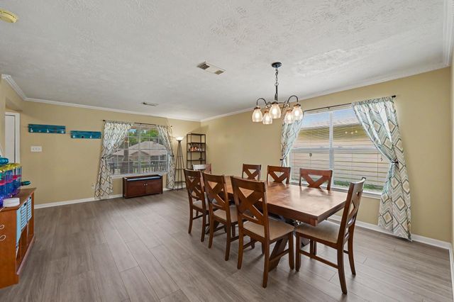 283 Indian Falls S, Montgomery, TX 77316