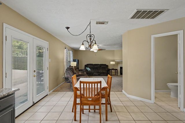 283 Indian Falls S, Montgomery, TX 77316