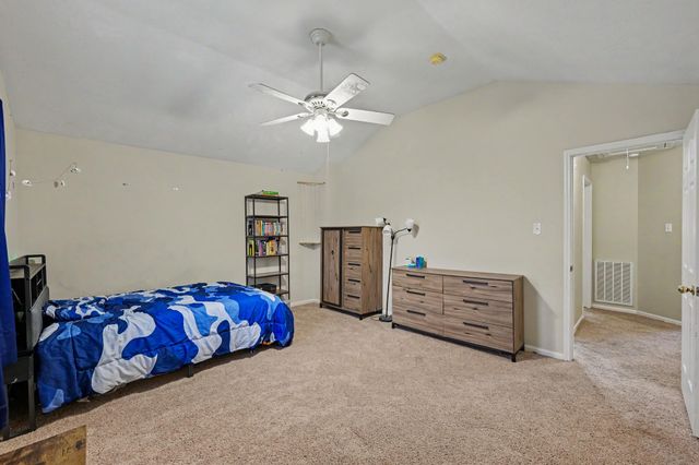 283 Indian Falls S, Montgomery, TX 77316
