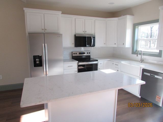 155 Waldorf Place, Hayesville, NC 28904