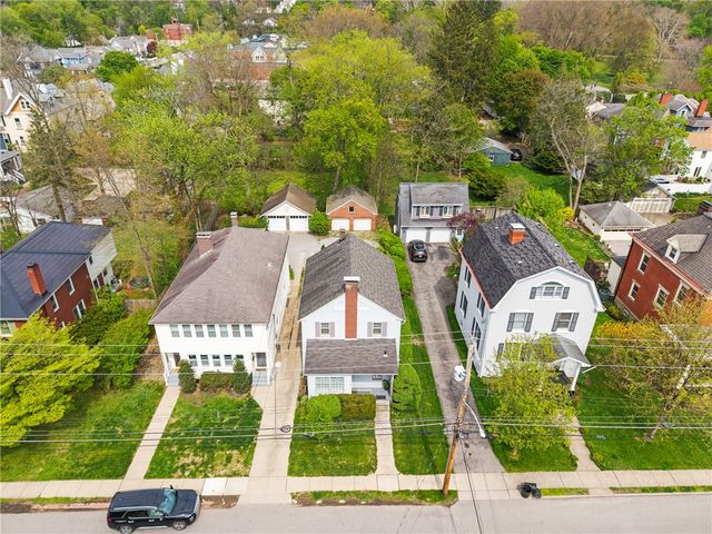 212 Pine Road, Edgeworth, PA 15143