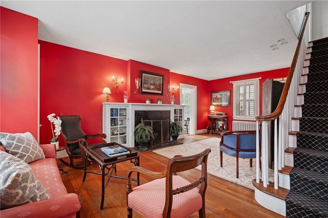 212 Pine Road, Edgeworth, PA 15143