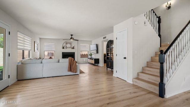 2553 E INDIGO BRUSH Road, Phoenix, AZ 85048