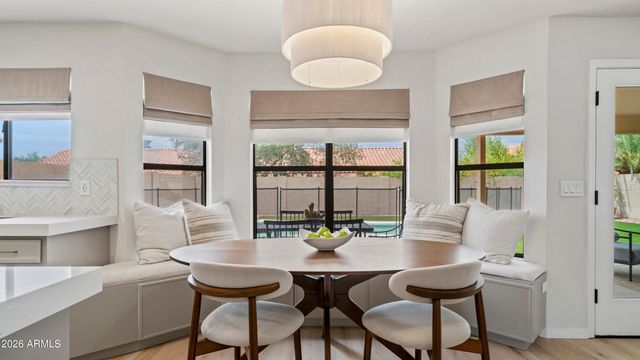 2553 E INDIGO BRUSH Road, Phoenix, AZ 85048