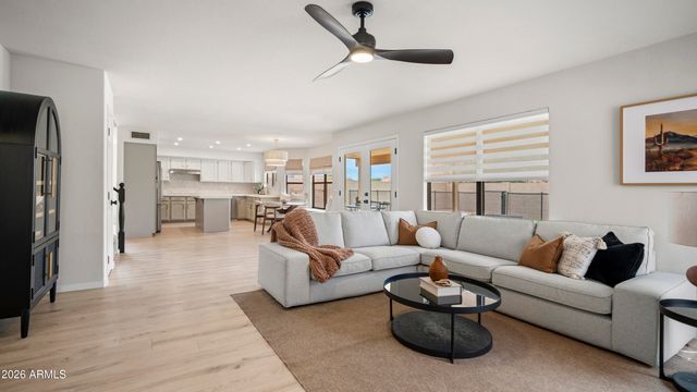 2553 E INDIGO BRUSH Road, Phoenix, AZ 85048